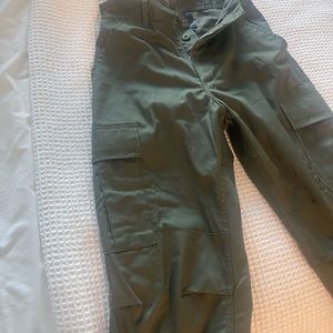 Brand new local European green cargo pants